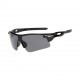 Sports glasses with a black lens that is resistant to reflections – light and modern design for unisex